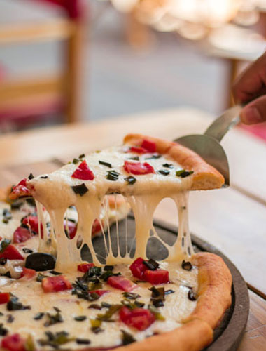 Pizza au feu de bois